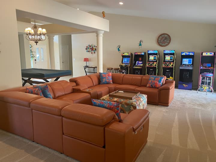 Upgraded living room now features an Arcade!  Head to head Fast and Furious, Dragons Lair, Marvel vs Capcom 2, Joust, and Ms Pacman machines include additional games as well.