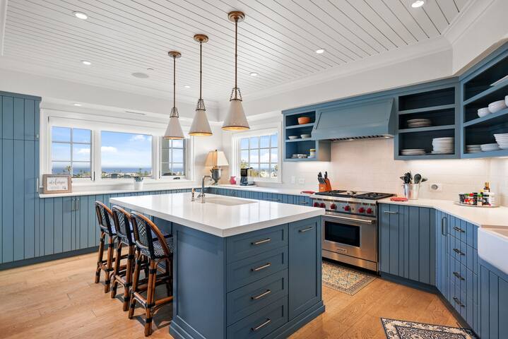 5BR | Ocean Views, Coastal Luxury, Designer, AC gallery image 3