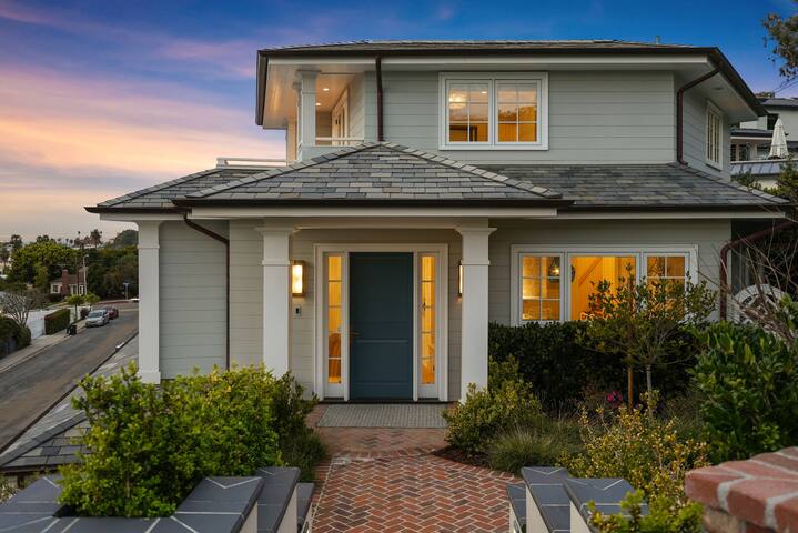 5BR | Ocean Views, Coastal Luxury, Designer, AC gallery image 4