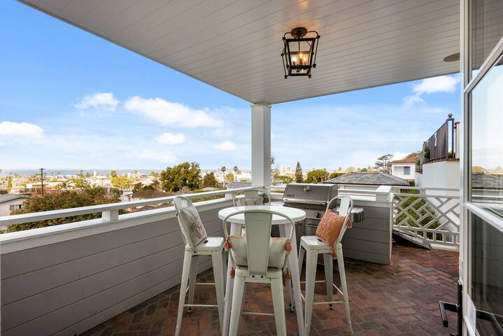 5BR | Ocean Views, Coastal Luxury, Designer, AC