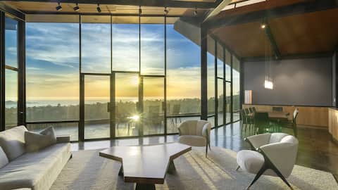 Lx 70 contemporary luxury estate earth and sky