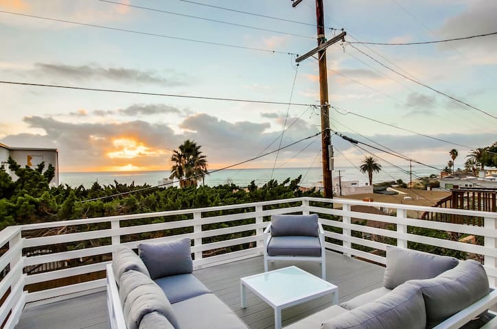 Bird Rock Luxury | Ocean View | Fire Pit | AC
