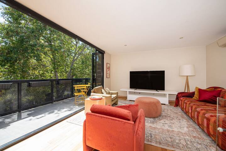 Oh So Collingwood gallery image 5