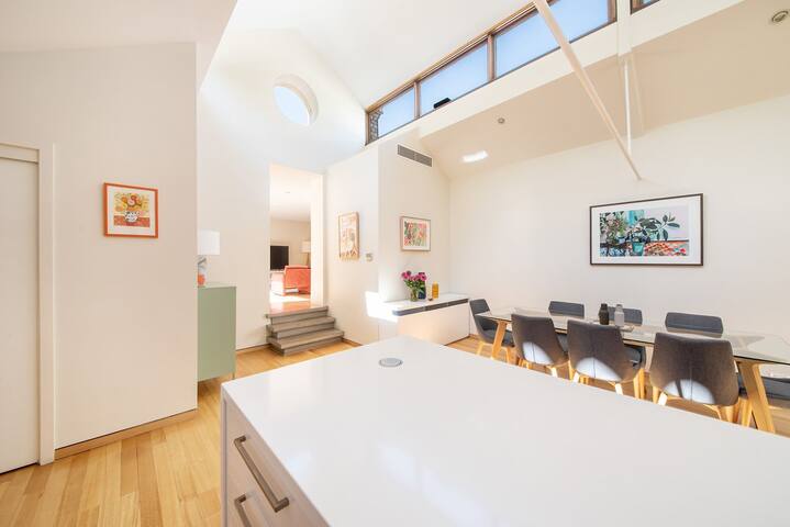 Oh So Collingwood gallery image 2