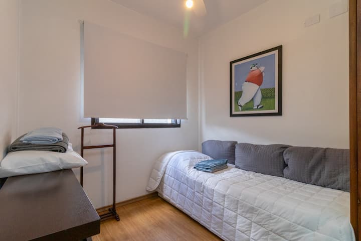 Единична стая [с бикама]