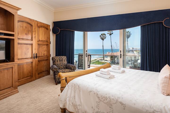 Ocean & Spa – Crystal Shores Villa gallery image 4