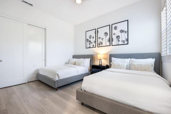 Mpangilio rahisi na wenye starehe wenye vitanda vingi.