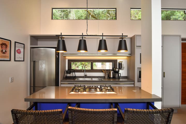 Anfitriões De Aluguel managed Airbnb listing 1