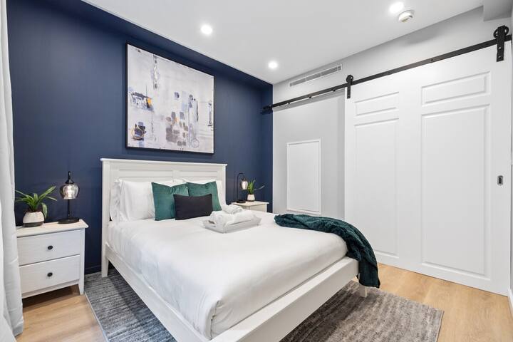 Duplex Close to Times Sq|Save on Long Stays gallery image 3