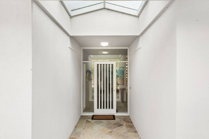 Point Lonsdale Retreat gallery image 3