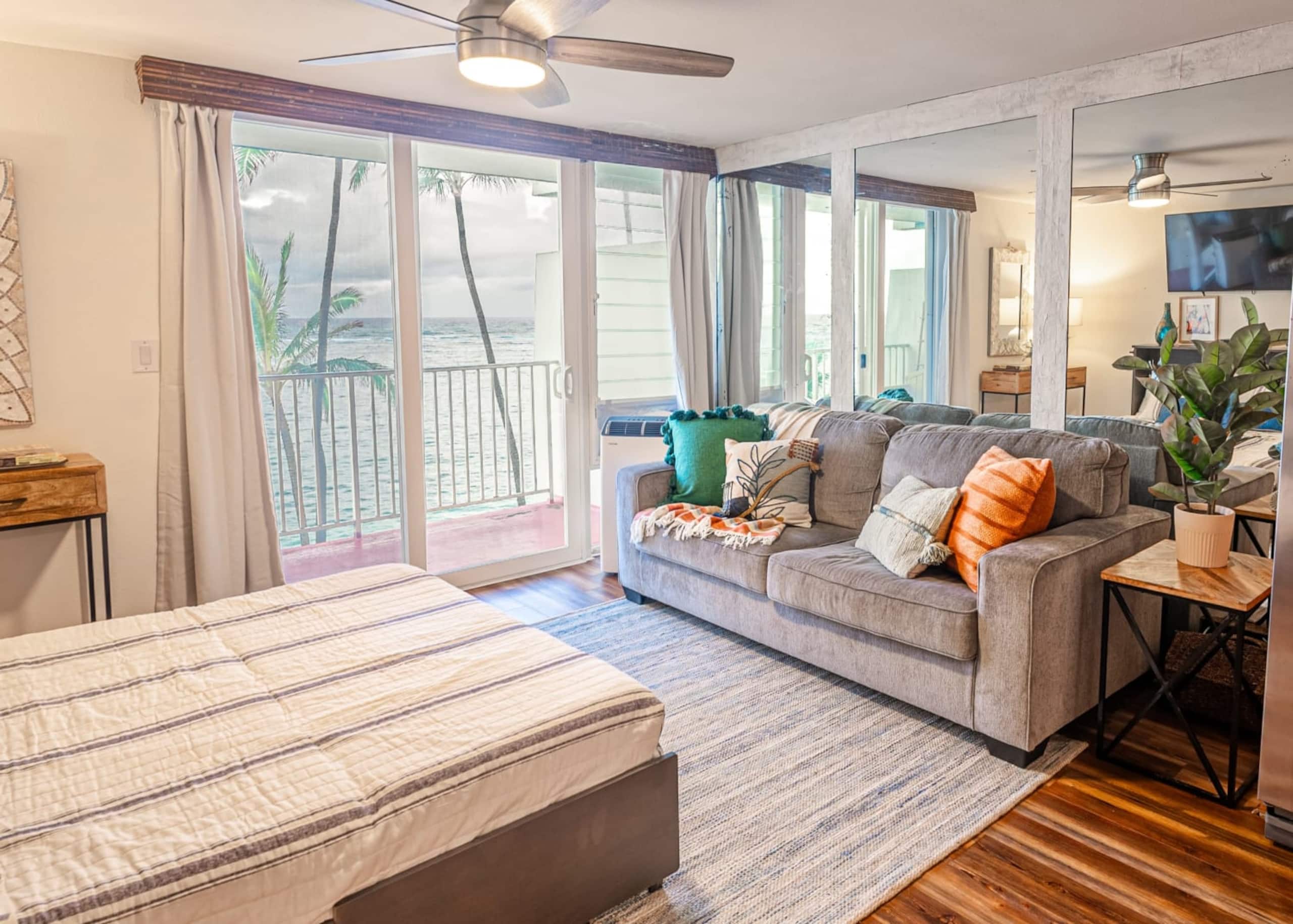Condo in Hauula · ★4.67 · 1 bedroom · 4 beds · 1 private bath - Image 1