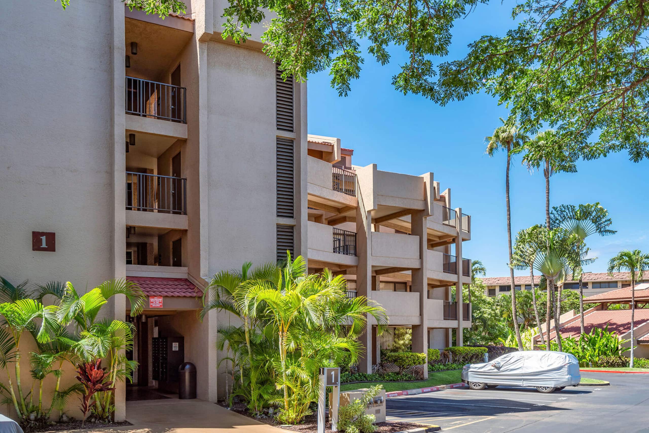 Condo in Kihei · ★5.0 · 1 bedroom · 2 beds · 2 private baths - Image 34