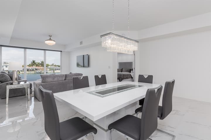 206, Water View-clearwater Bch In 6 Min, Pool/gym - Clearwater, FL