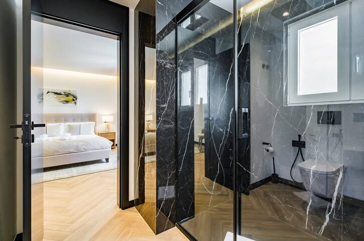 Deluxe Monte Estoril – by Portugal Portfolio gallery image 4