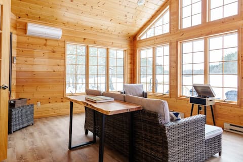 Luxury Golf Retreat w/ Hot Tub & Game Room