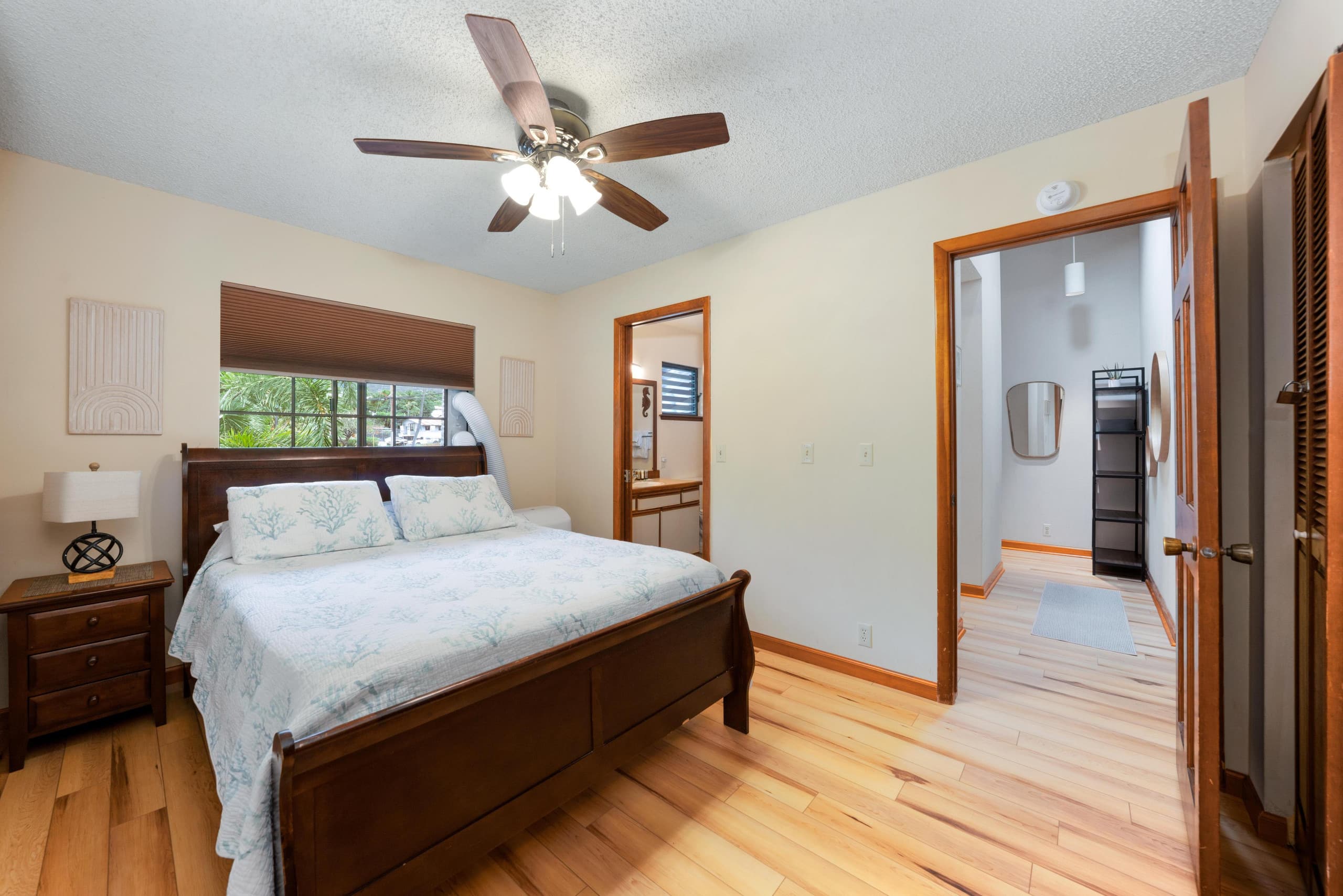 Condo in Kailua-Kona · ★4.73 · 3 bedrooms · 4 beds · 2 baths - Image 26