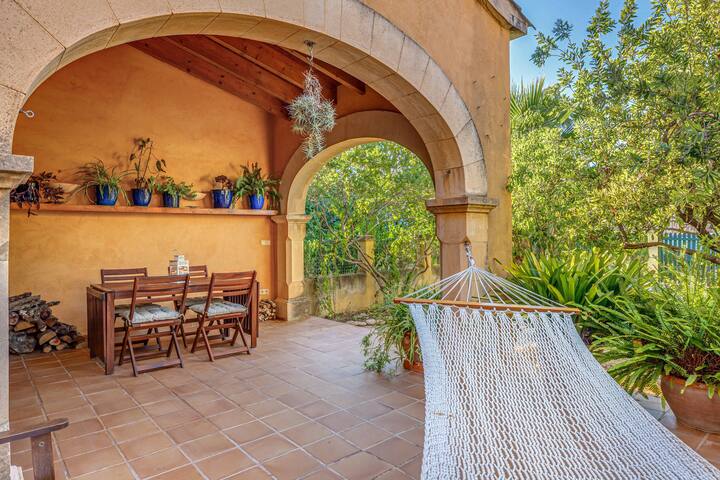 Can Om gallery image 4