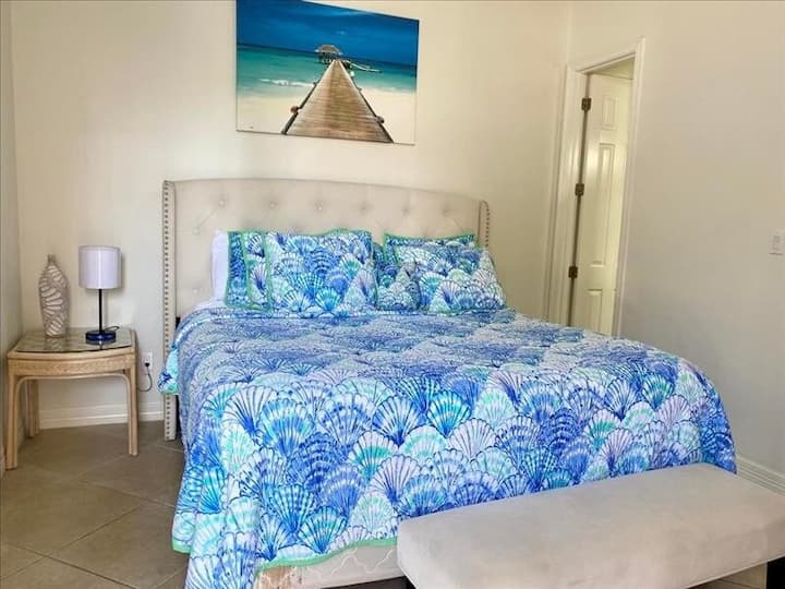 Pueblo Del Padre Ii 5 - Two Bedroom Off The Beach - South Padre Island, TX