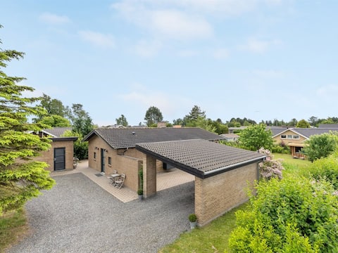 "Evangelia" - 1.2km from the sea by Interhome