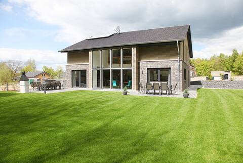Villa Thormarcon am Plauer See for 18 guests, sauna