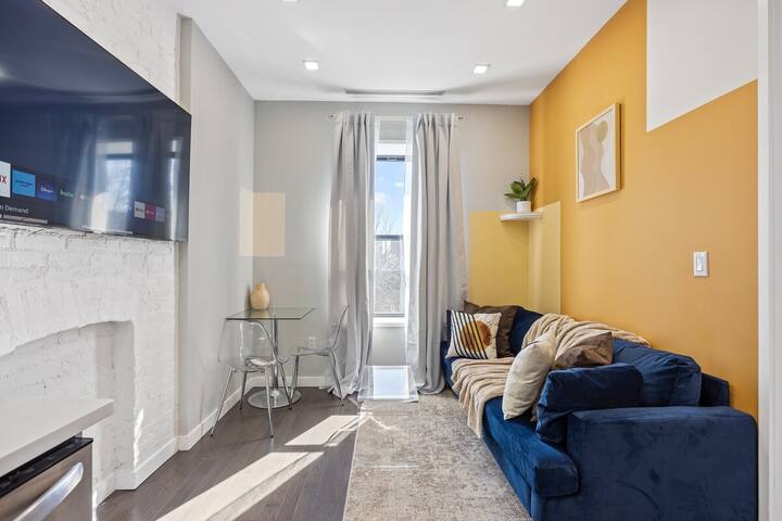 Save on 2Day+ Stays|Duplex gallery image 5