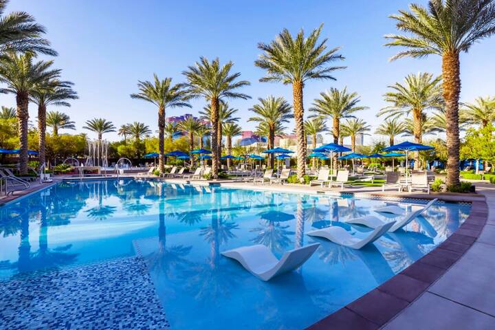 Wyndham Desert Blue | 4BR/3BA King Pres Suite gallery image 5