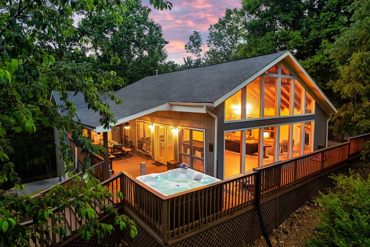 Dolly Game Room|secluded Escape|fire Table|hot Tub - Tennessee