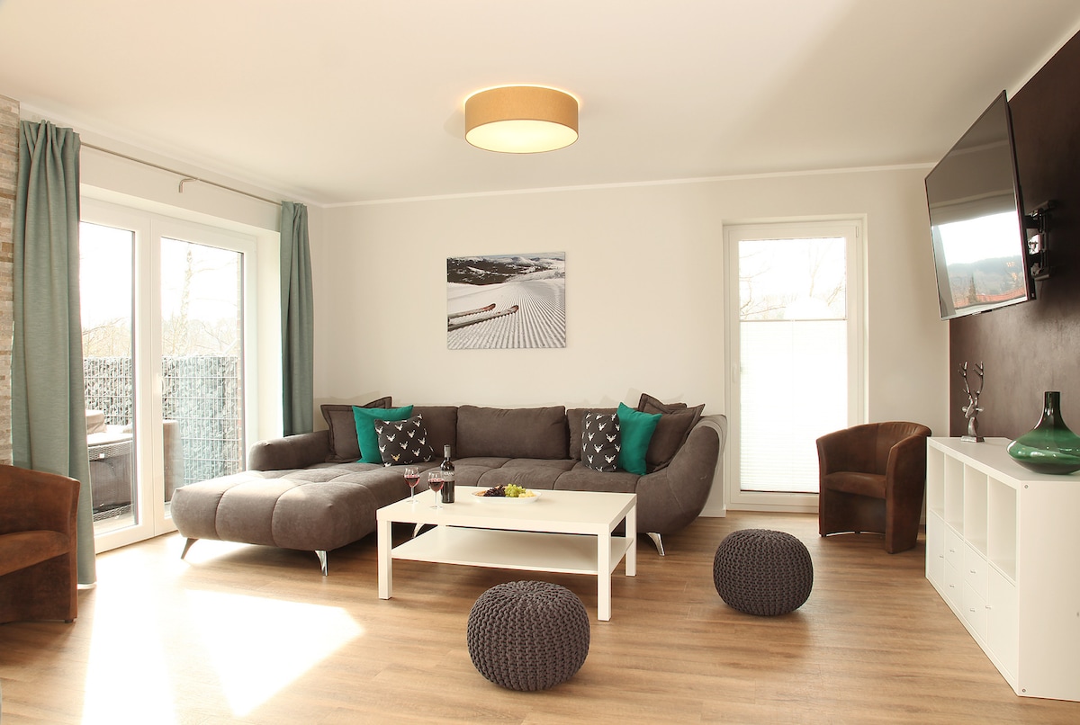 Top performing Airbnb: Mountain dream Braunlage in the Harz Mountains, 17 guests, sauna, pool in Braunlage