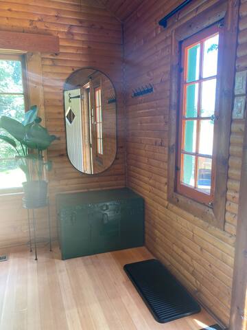 Smokey Hollow managed Airbnb listing 3
