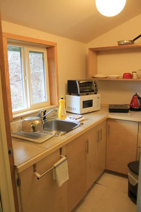 The Orca Inn - Garden-view One Bedroom Suite