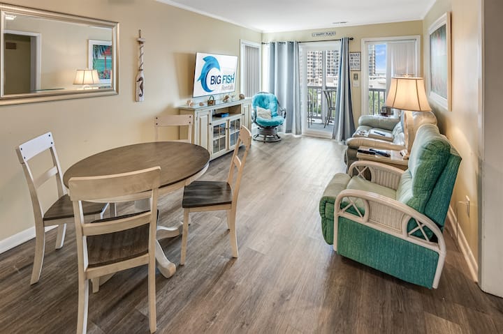 New Ocean View-pelicans Watch-pool-steps To Beach - South Carolina