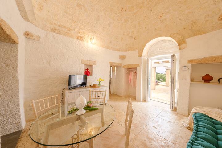 HelloApulia Family Trullo of Silence gallery image 2