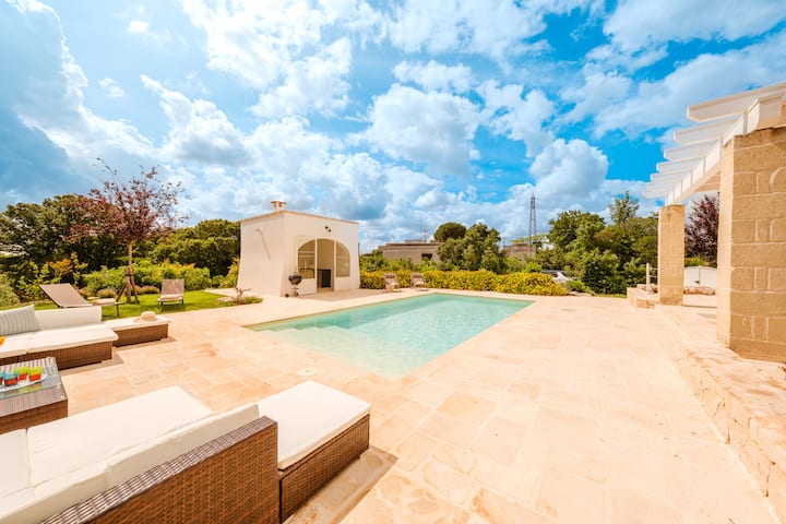 Authentic Trullo With Pool & Garden - Apulia