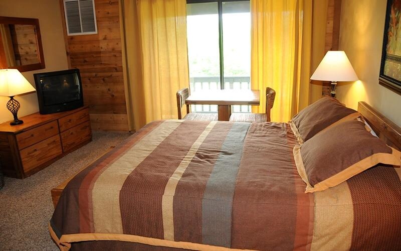 屏风、床、家具、椅子、灯具