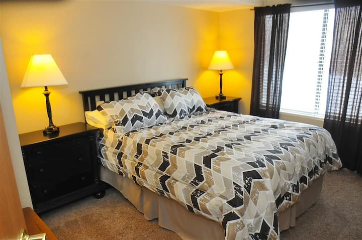 Ламба, ламба за на маса, кревет, мебел, спална соба