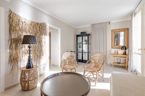Top Airbnb: Porto Letizia Viola 1 - by Happy Rentals in Porlezza