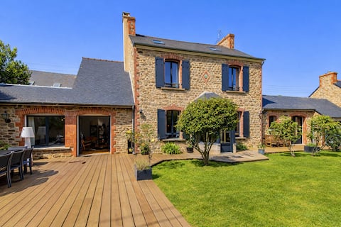 The Clos Hily - Exceptional House - sleeps 10