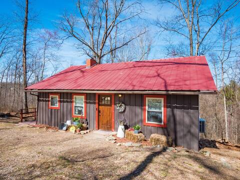 Newly renovated rustic cabin getaway
