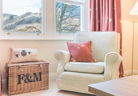 Top Airbnb: 7 Greta Grove House in Keswick