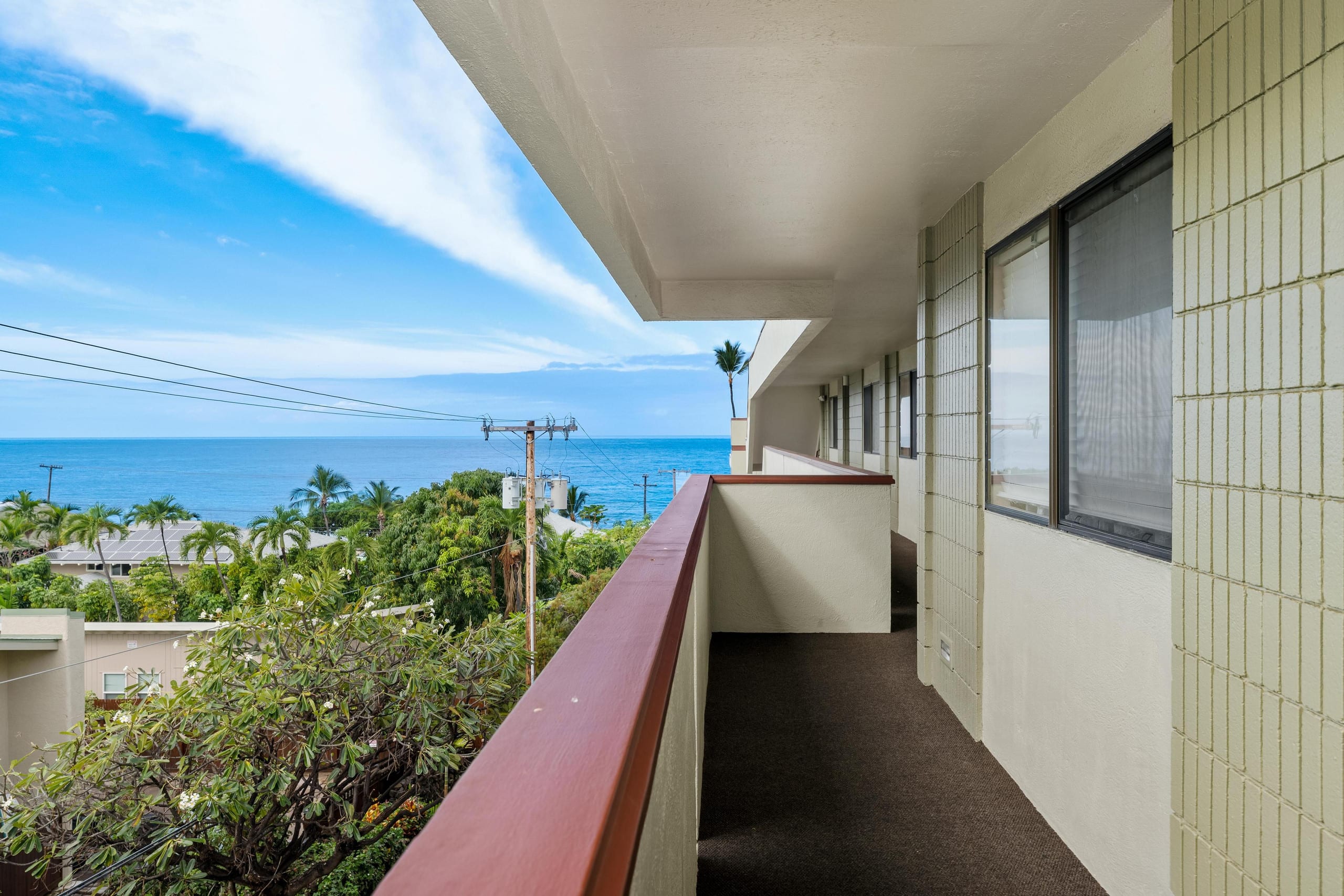 Condo in Kailua-Kona · ★4.4 · 2 bedrooms · 4 beds · 2 shared baths - Image 32