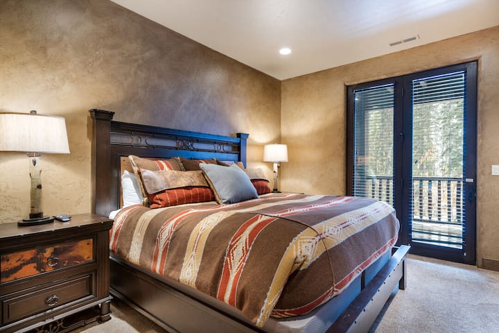 Ცალკე აივანი| საწოლი 153 × 203 სმ