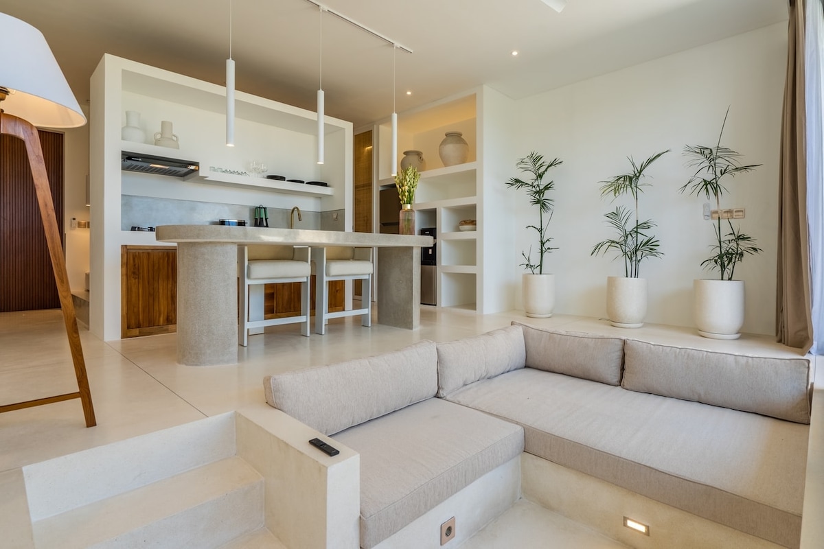 Rental unit in Pererenan · ★4.66 · 1 bedroom · 1 bed · 1 private bath, comparabile Airbnb