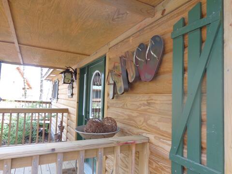 Lake View 2br Cottage W/ Hot Tub - Lake Ouachita.