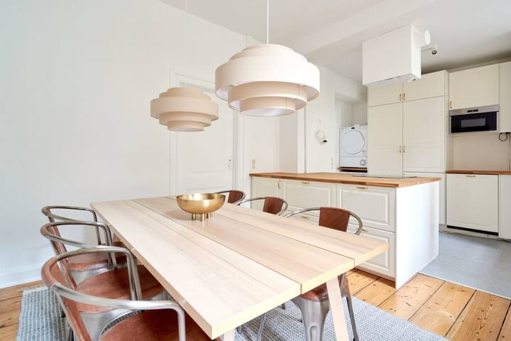 Bright 2BR Apt in the Heart of Old Town CPH City gallery image 4