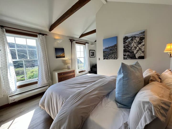 BoatHouse Cottage bedroom