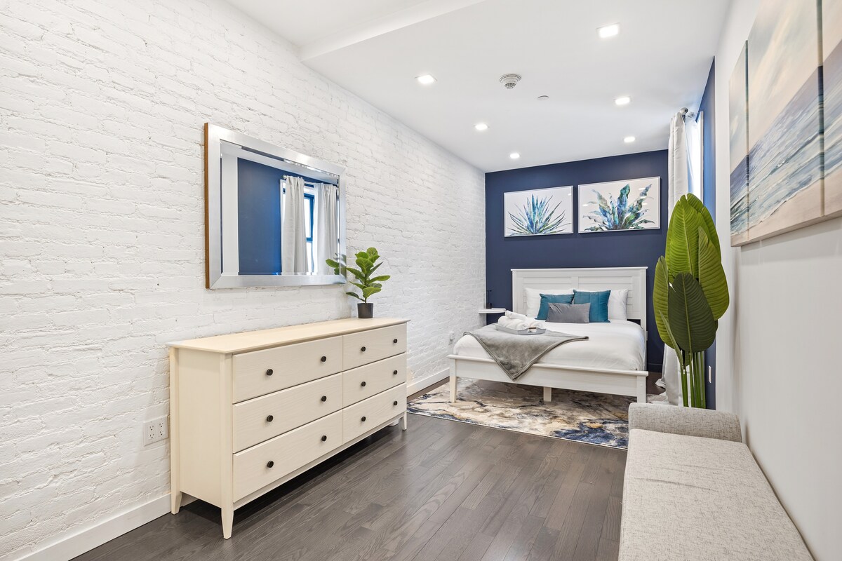 สถานที่พักผ่อนที่ผ่อนคลาย: ผ่อนคลายในสถานที่ศักดิ์สิทธิ์ที่อบอุ่นแห่งนี้ซึ่งความฝันจะได้พบกับที่พักที่เงียบสงบของพวกเขา 