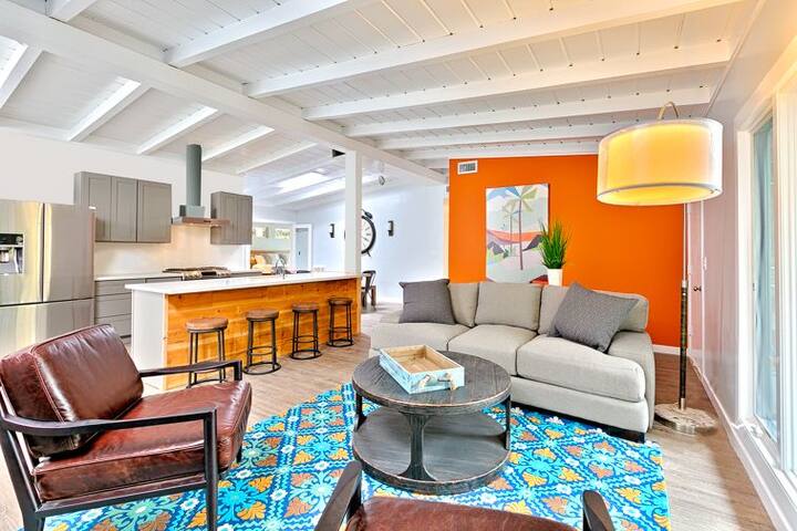 Shores Villa – Spa, Fire Pit, AC, Dream Yard gallery image 5