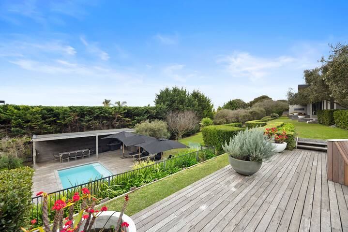 Portsea Sanctuary, Gas Heat Pool & Gardens gallery image 4