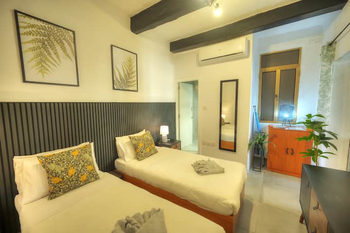 Cozy Flat 2 Mins Walk Swim Beach In Valletta Mcri1 - La Valette