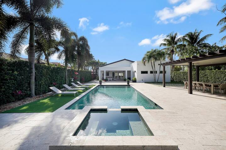 PMI Premium managed Airbnb listing 1
